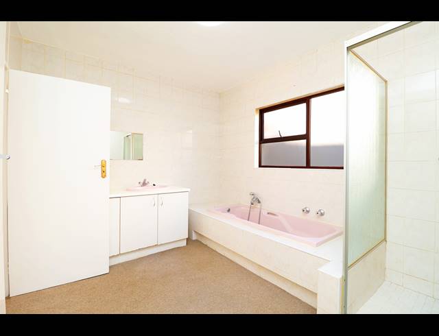 2 BEDROOM HOUSE FOR SALE IN ORCHARDS
